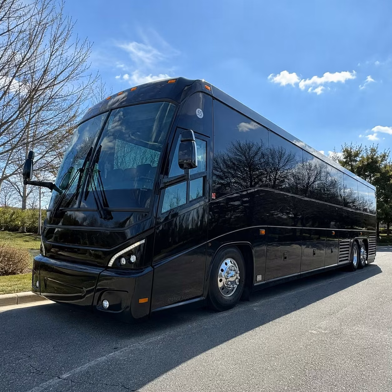 airport shuttle long distance personnel transfers from broken arrow