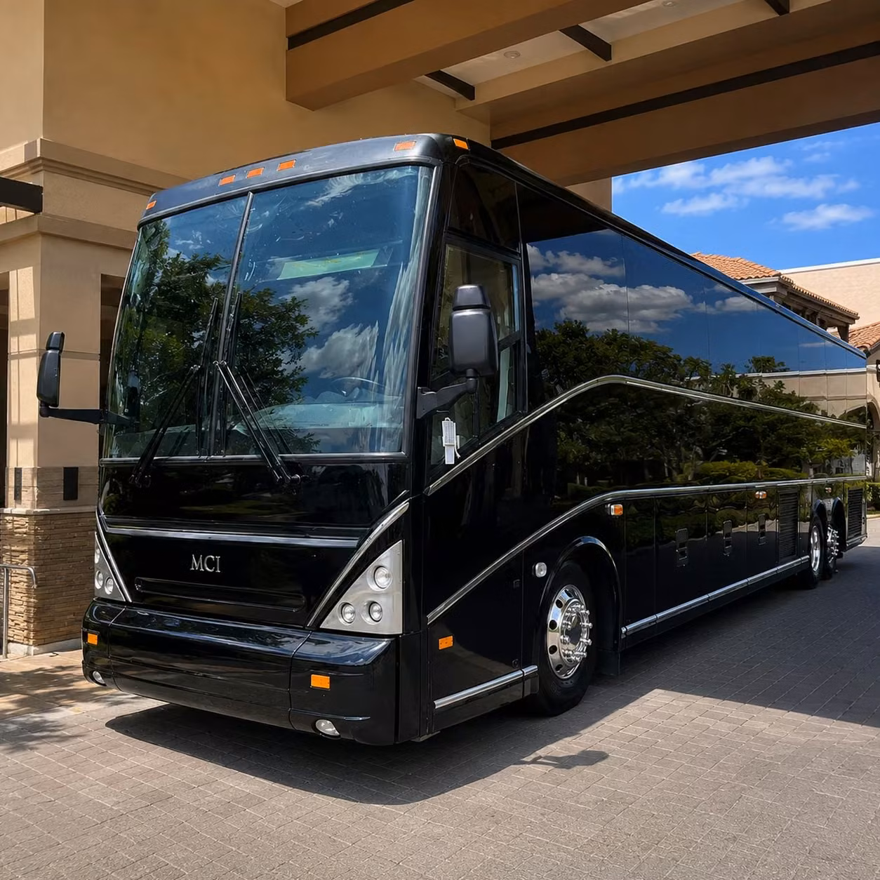 broken arrow wedding guest shuttle bus rentals