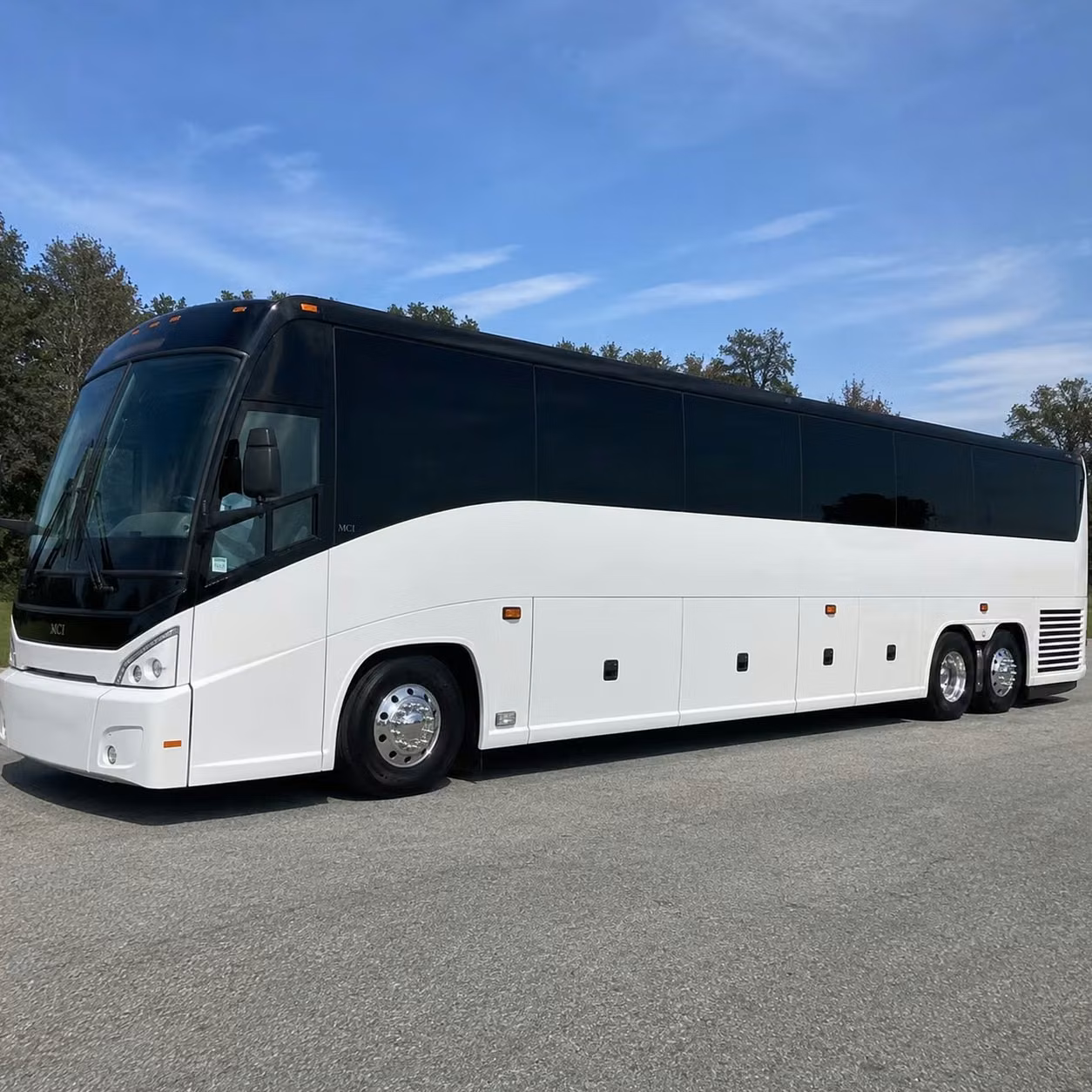 charter bus rentals for broken arrow groups headed to tulsa events and beyond