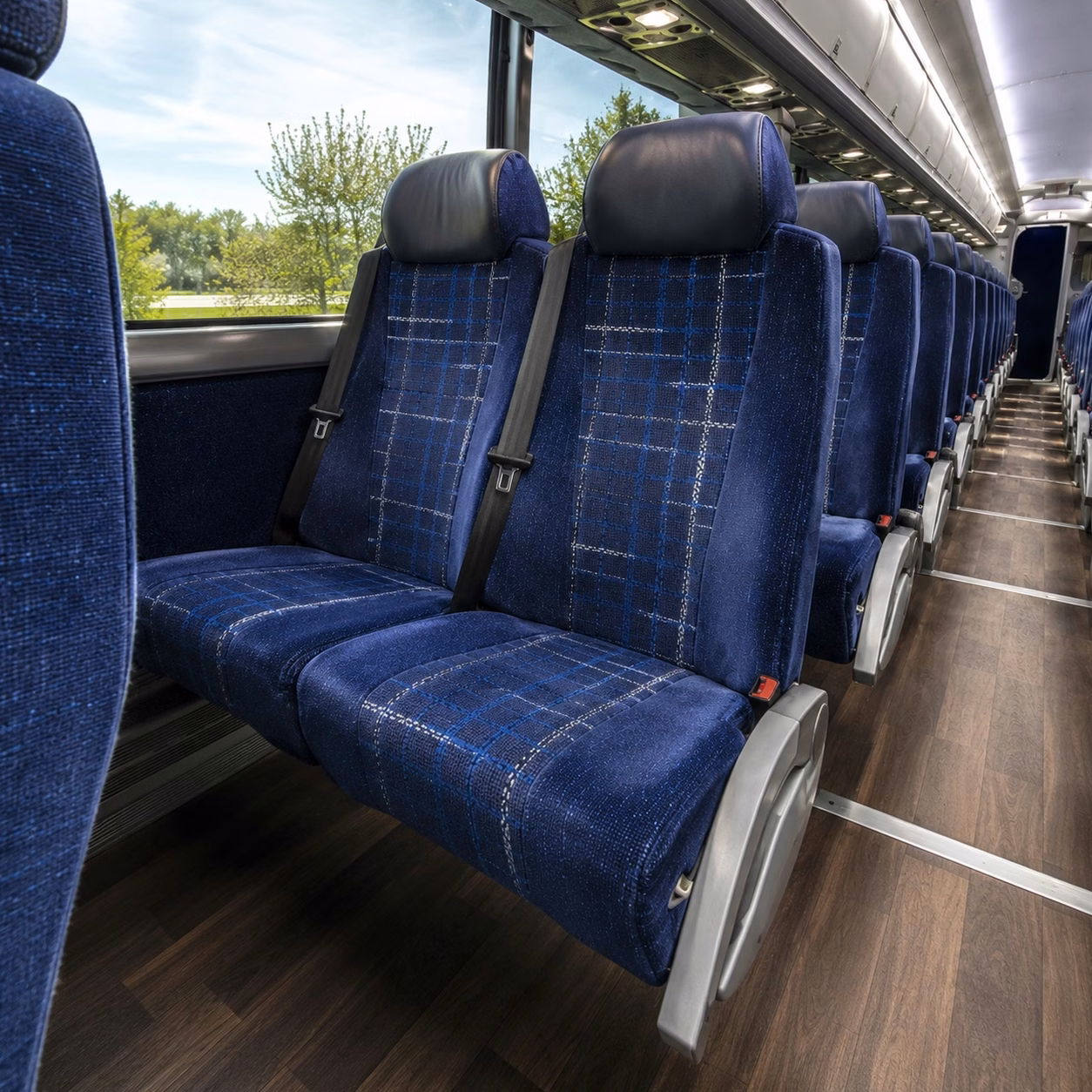 charter bus rentals for broken arrow school trips to tulsa museums and cultural destinations